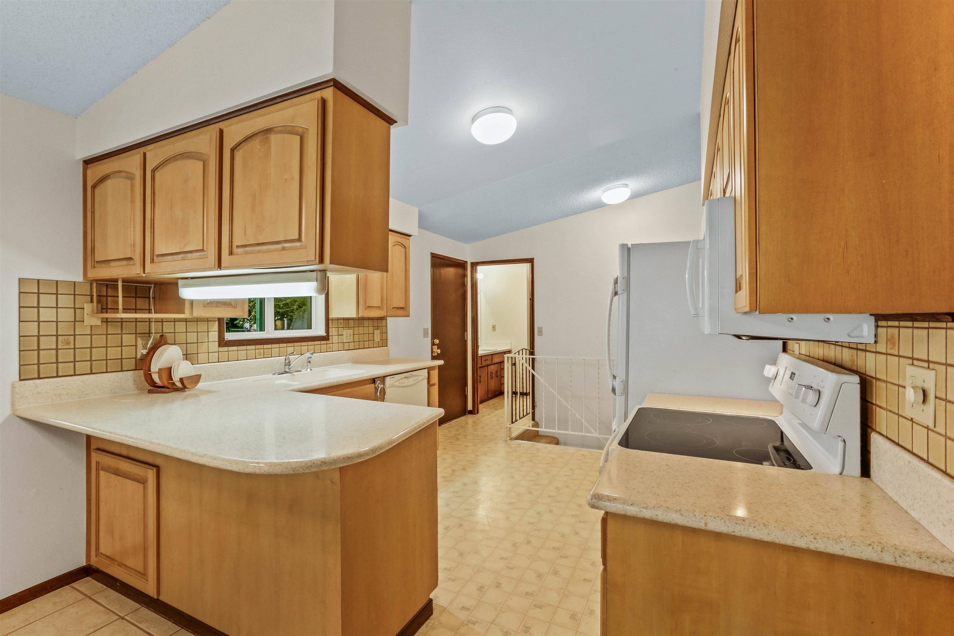 2304 S Bannen Rd, Veradale, WA 99037
