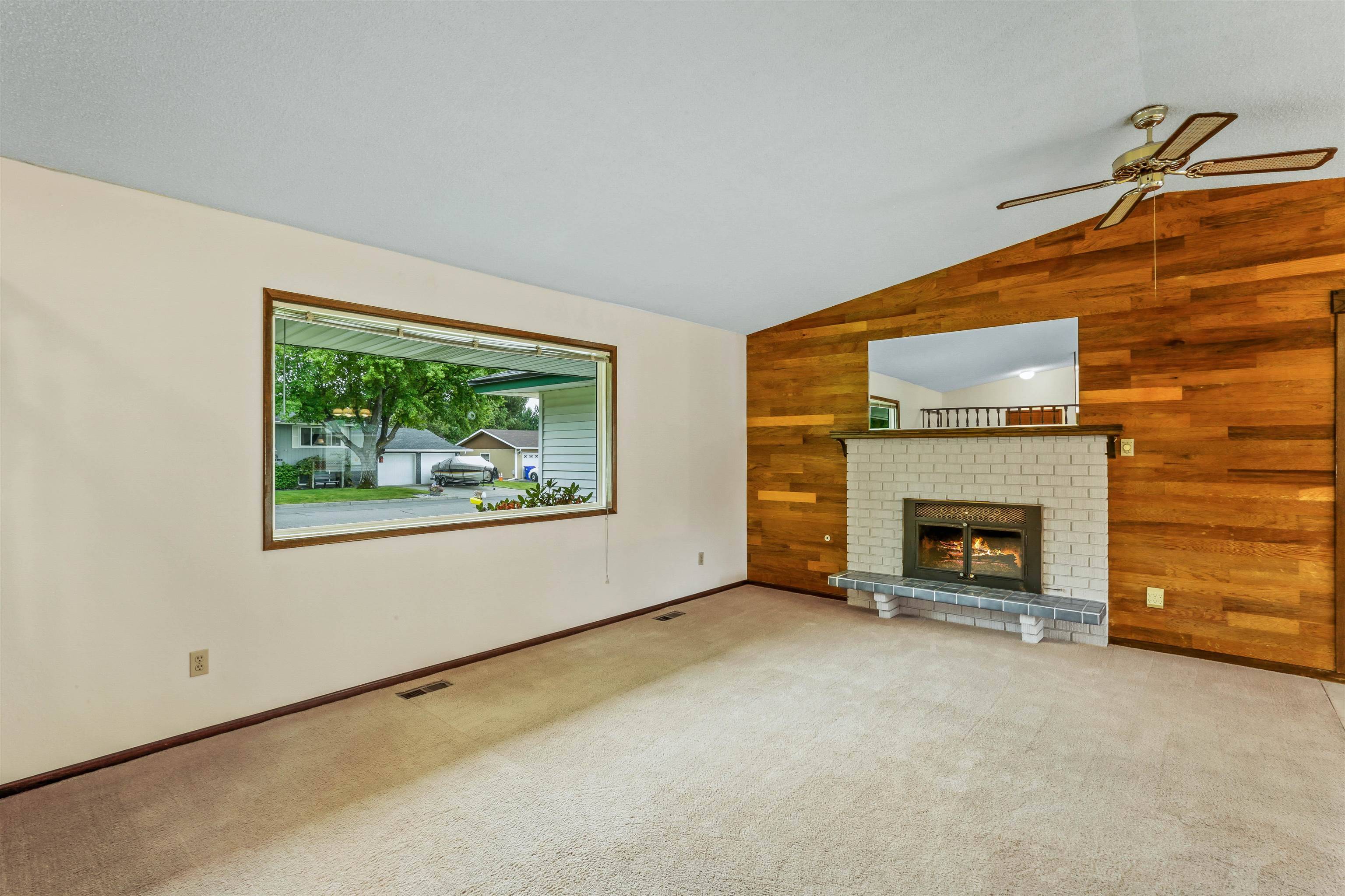 2304 S Bannen Rd, Veradale, WA 99037