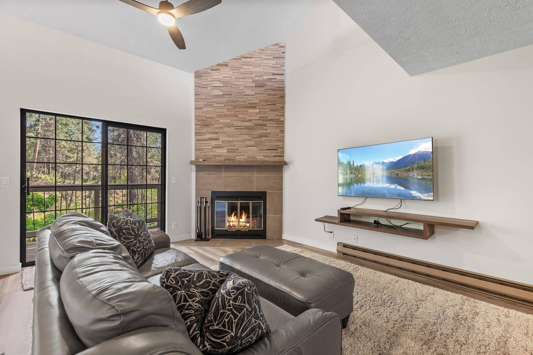 109 S Neyland Ave #3, Liberty Lake, WA 99019