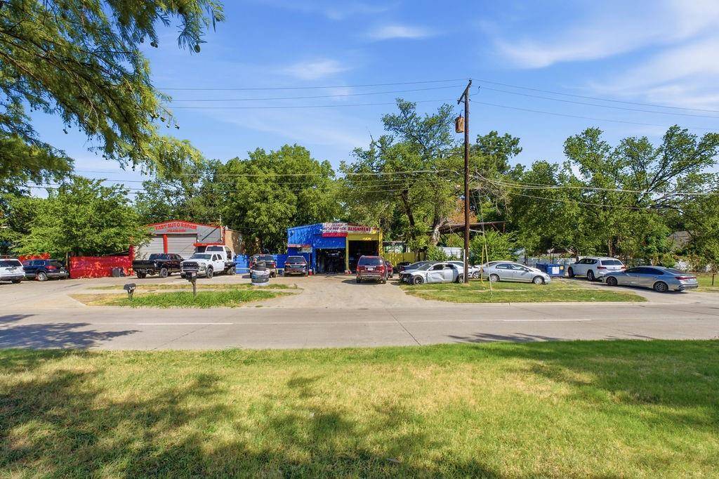 4515 Bernal Drive, Dallas, TX 75212