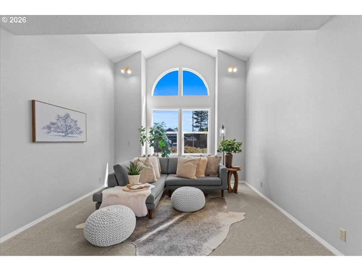 2253 SE 74TH AVE, Hillsboro, OR 97123