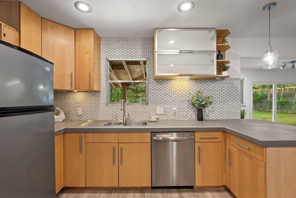4904 Enchanted LN, Austin, TX 78745
