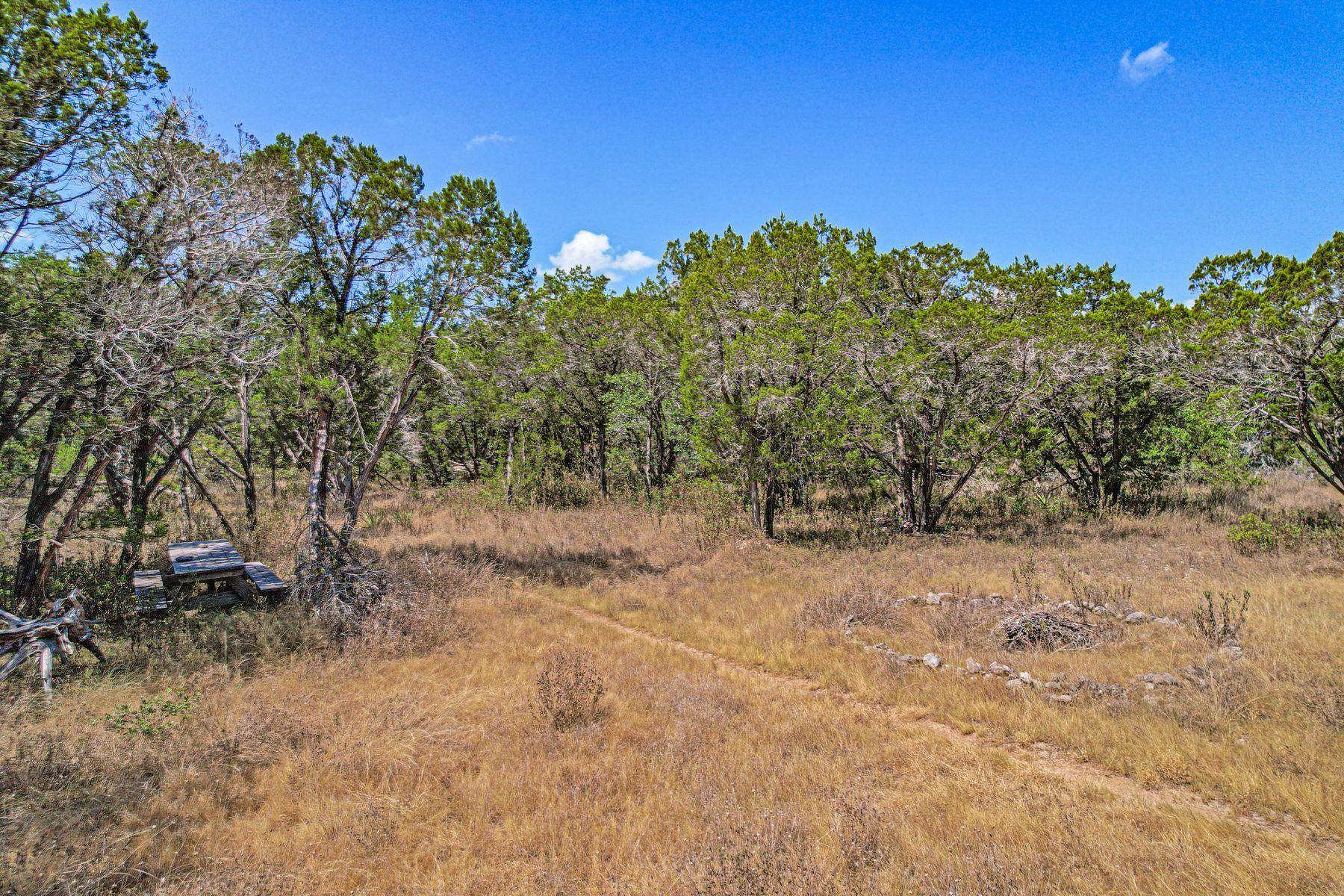 15746 Booth CIR, Volente, TX 78641