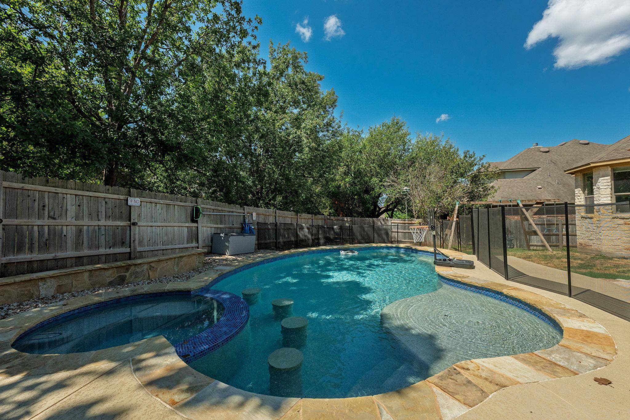 12905 Little Dipper PATH, Austin, TX 78732