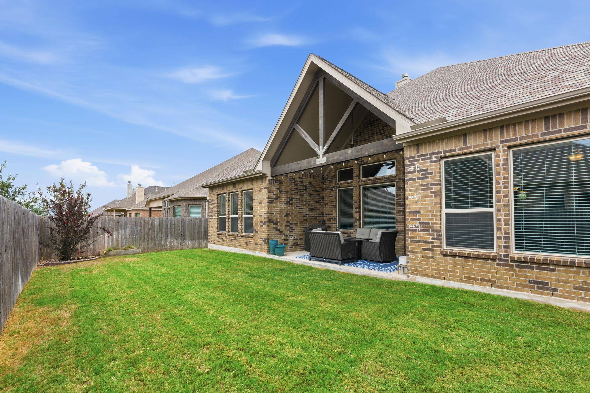 21605 Hines LN, Pflugerville, TX 78660