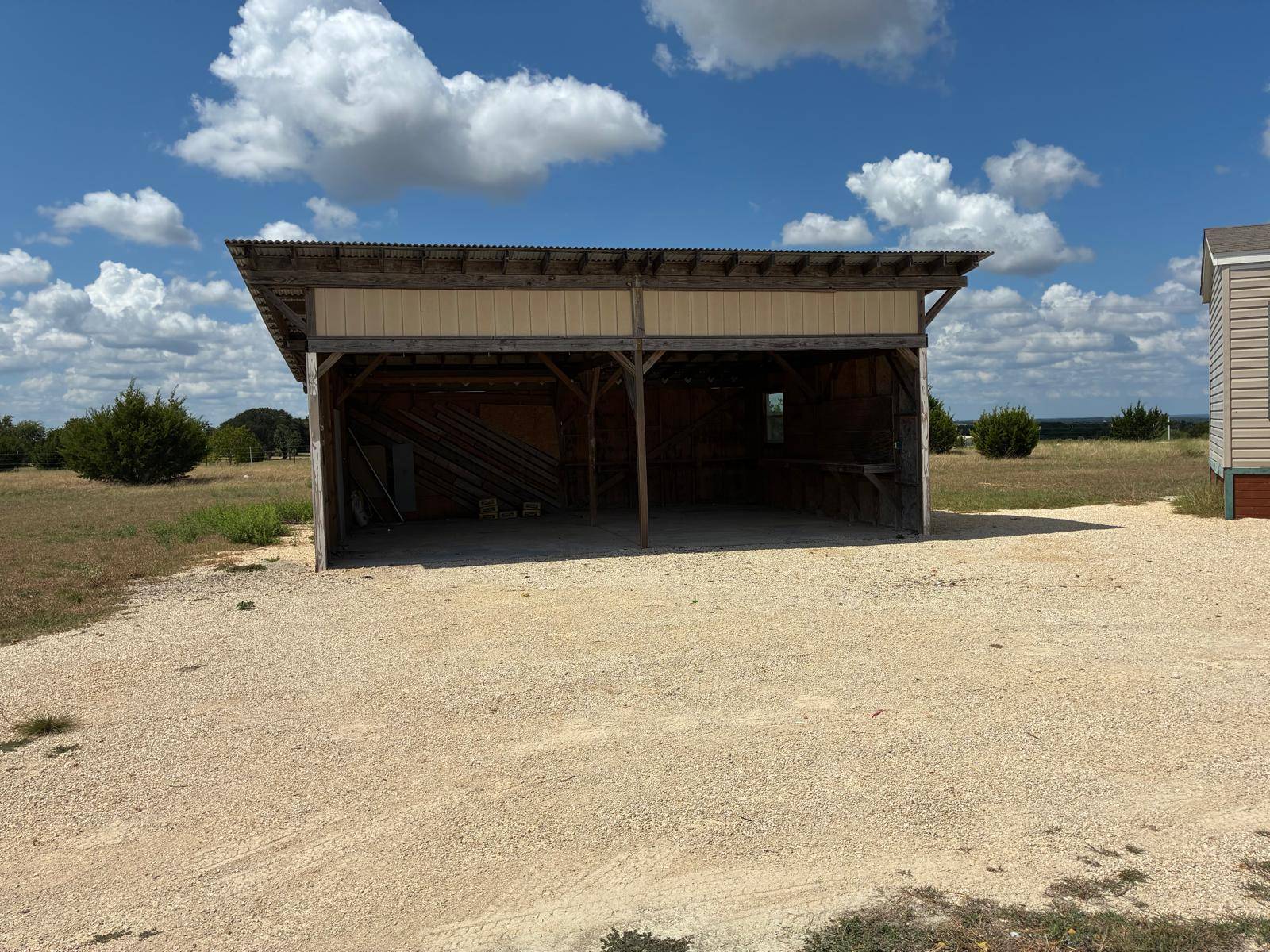 636 County Road 236, Florence, TX 76527