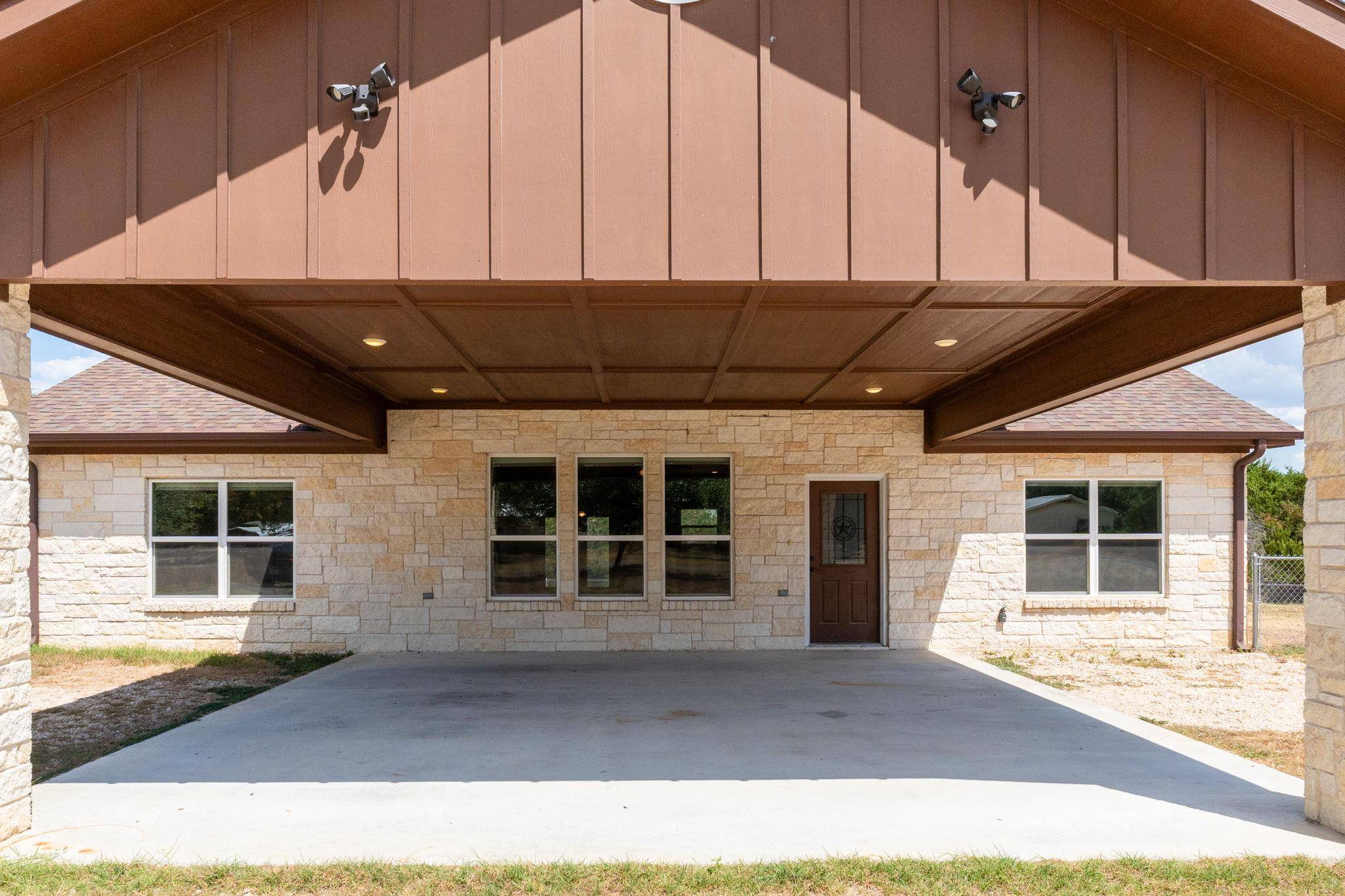 534 County Road 3081, Lampasas, TX 76550