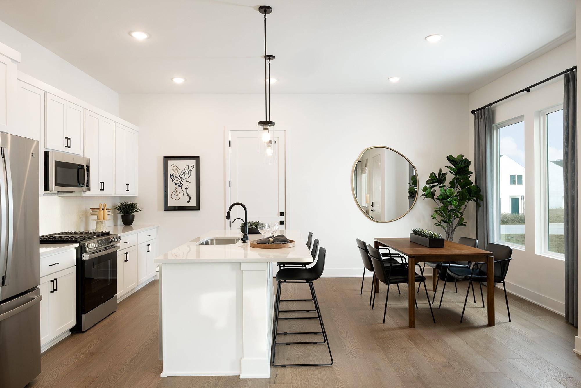 8107 Ermis Farm RD, Austin, TX 78745