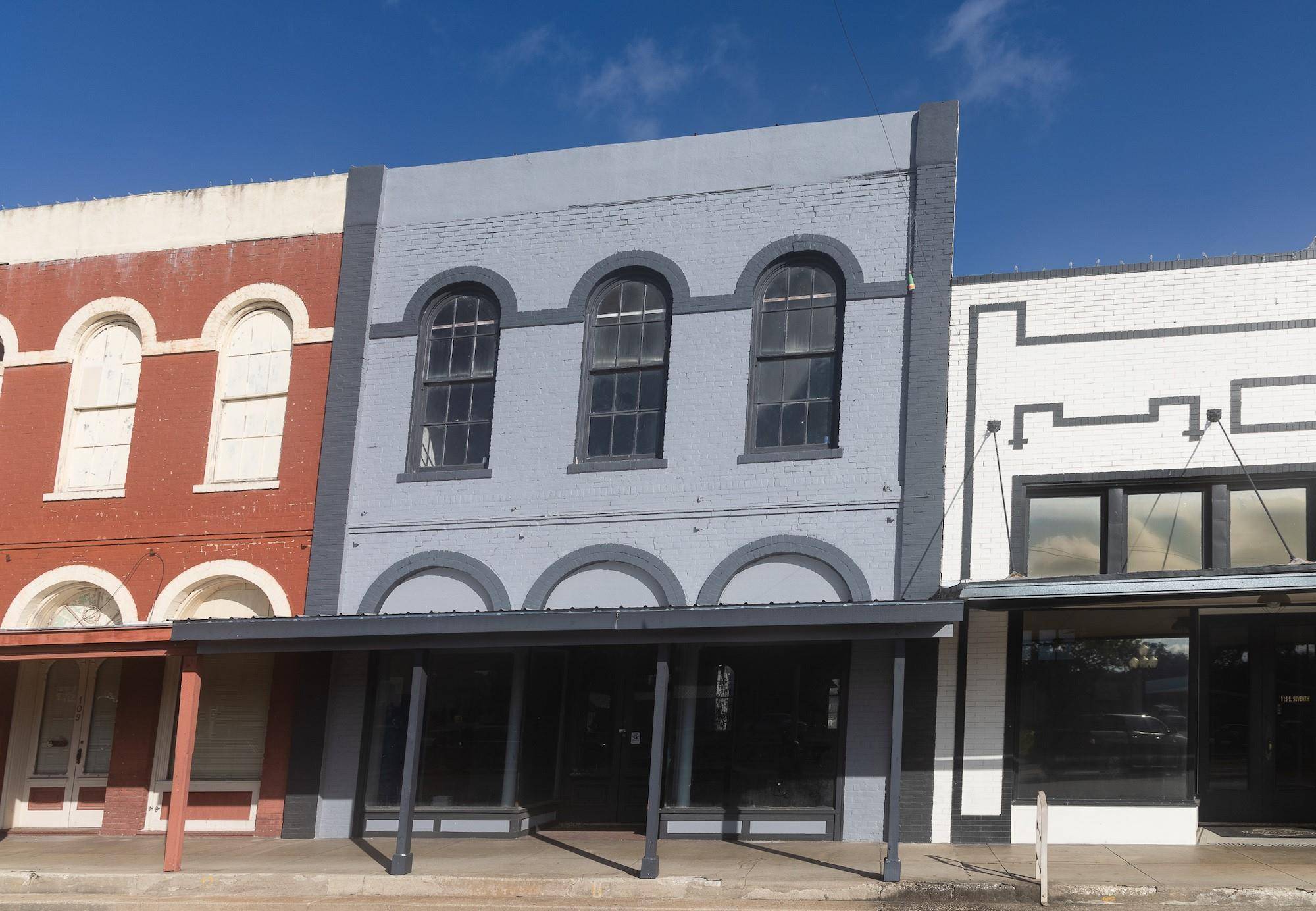 111 E Seventh ST, Shiner, TX 77984