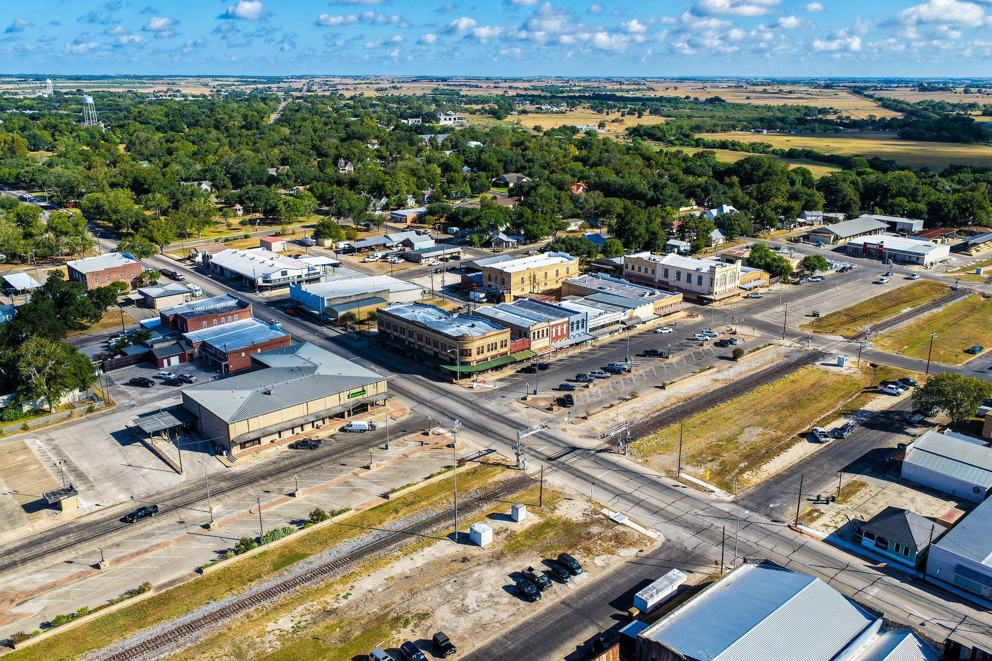 111 E Seventh ST, Shiner, TX 77984