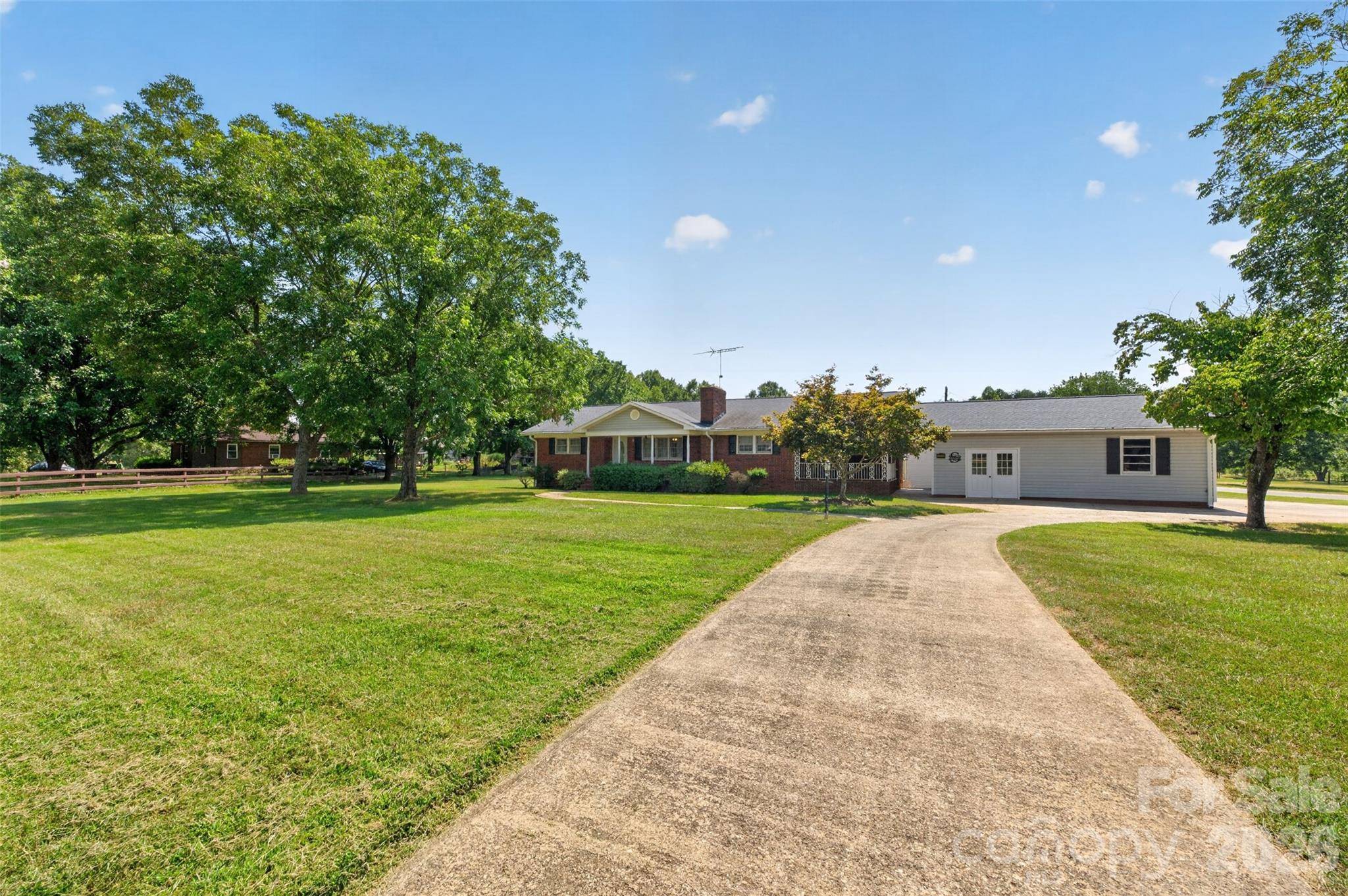 2639 Mount Olive Church RD, Newton, NC 28658