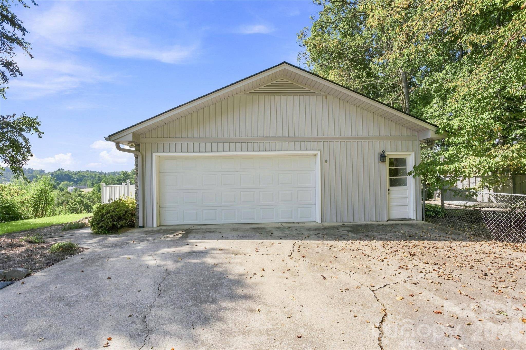 30 Morning Glory LN, Weaverville, NC 28787