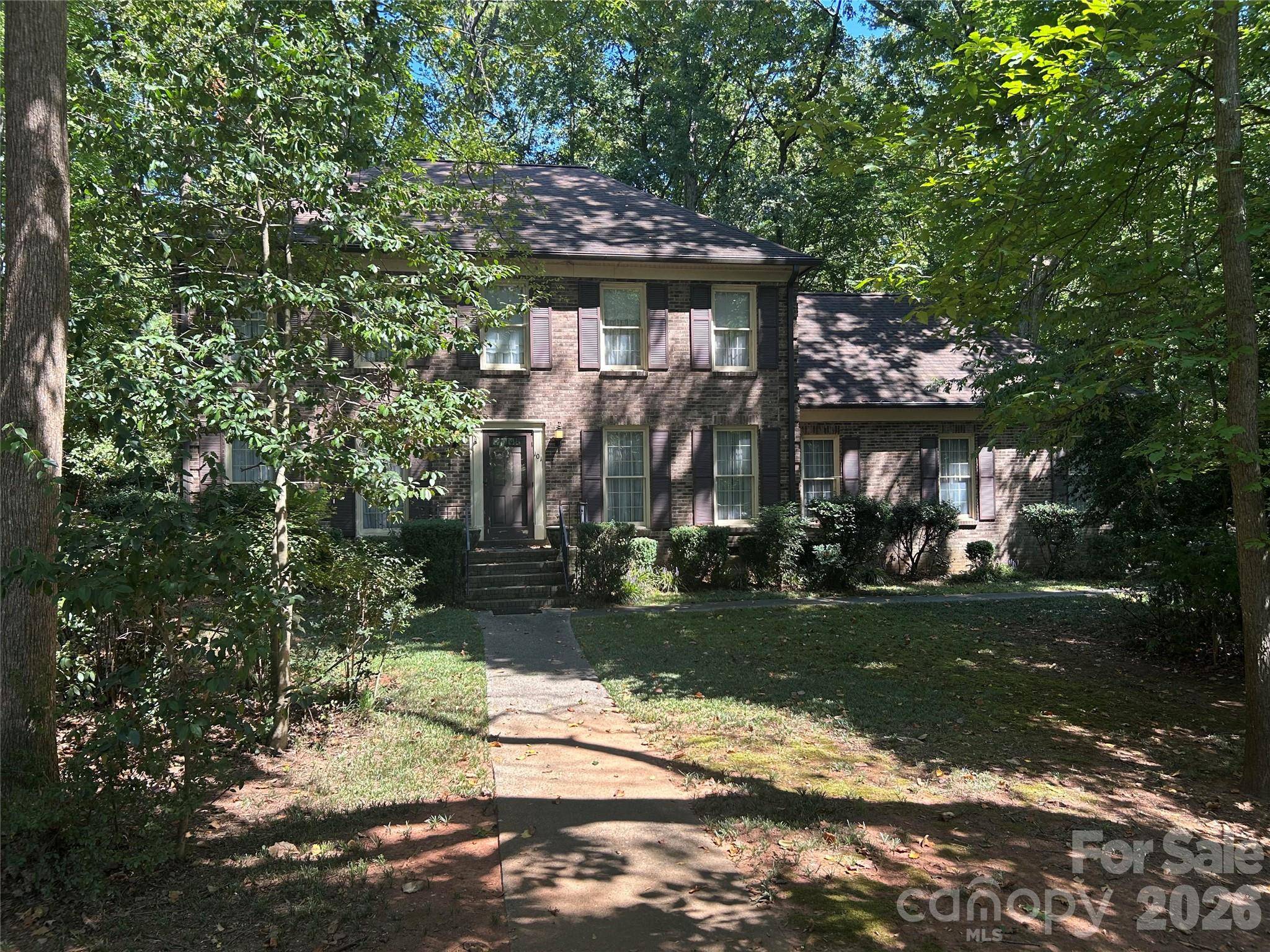 101 Medearis DR, Charlotte, NC 28211
