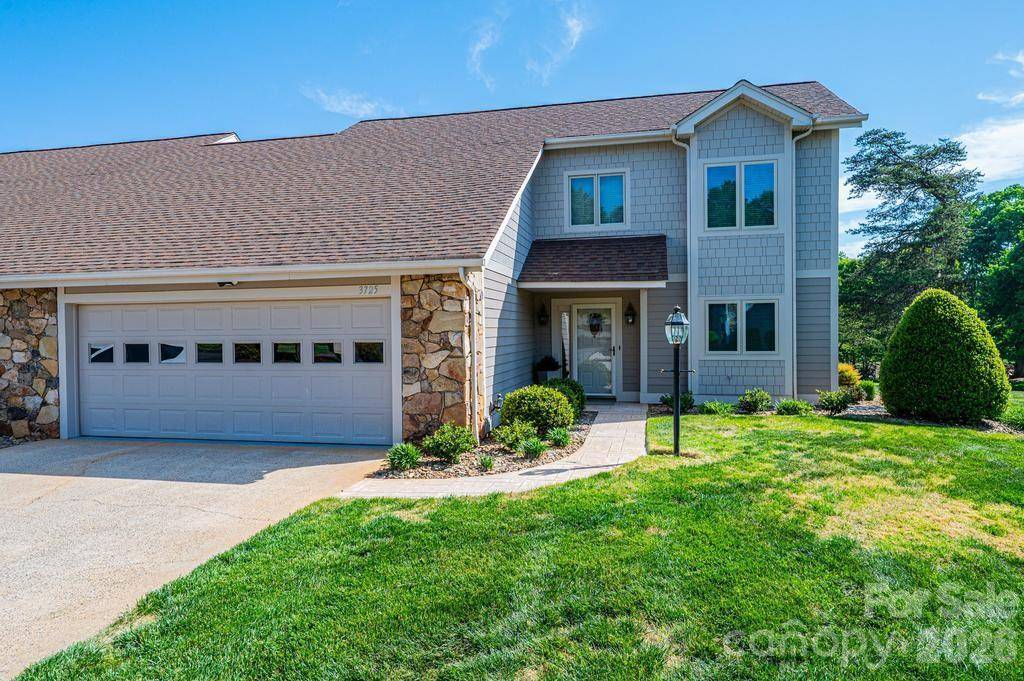 3725 Rock Bridge DR NE, Conover, NC 28613