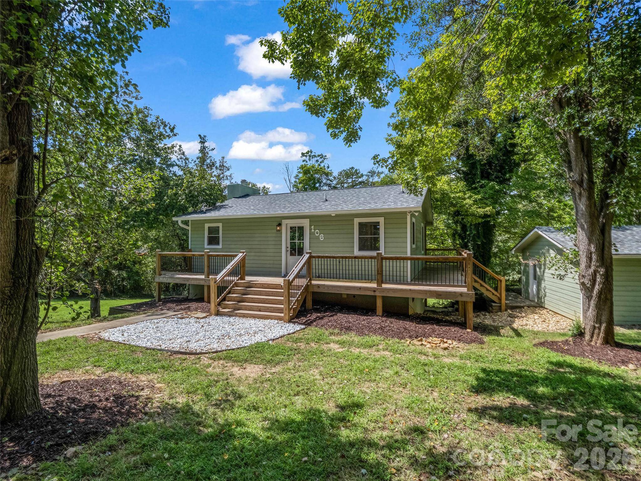 106 Bobwhite AVE, Lake Lure, NC 28746