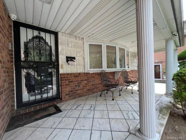 222-44 garland DR, Bayside, NY 11364
