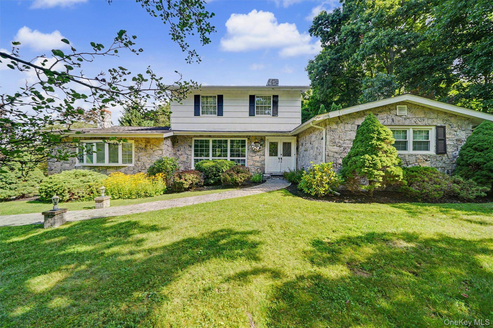 730 Fieldstone CT, Yorktown Heights, NY 10598