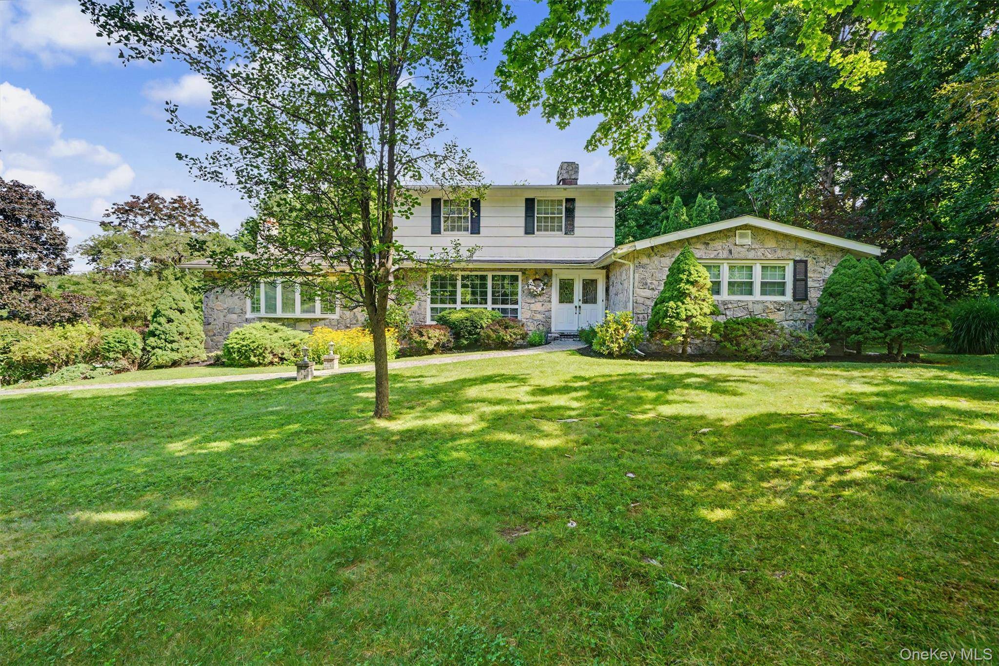 730 Fieldstone CT, Yorktown Heights, NY 10598