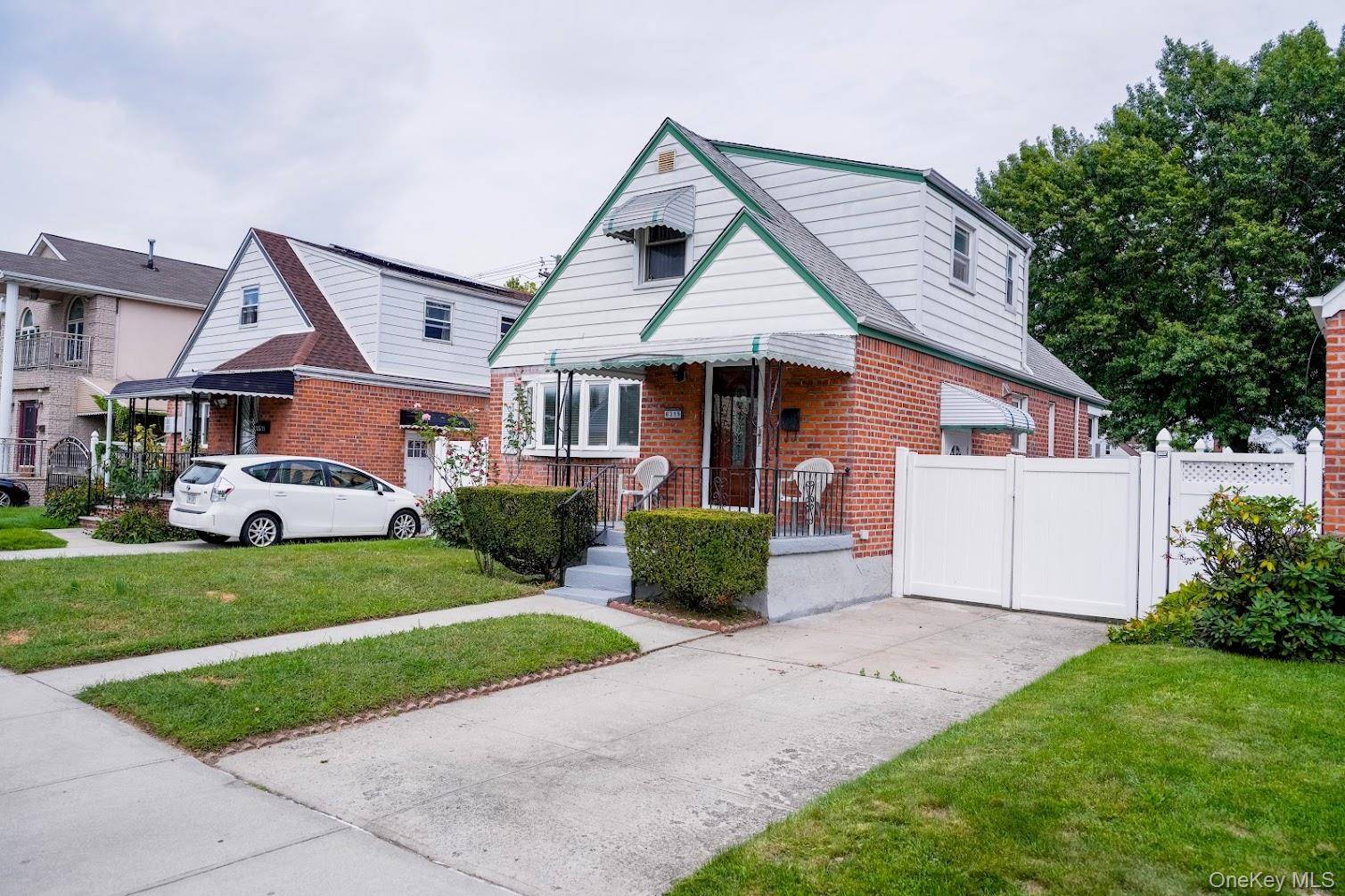 83-15 253rd ST, Bellerose, NY 11426