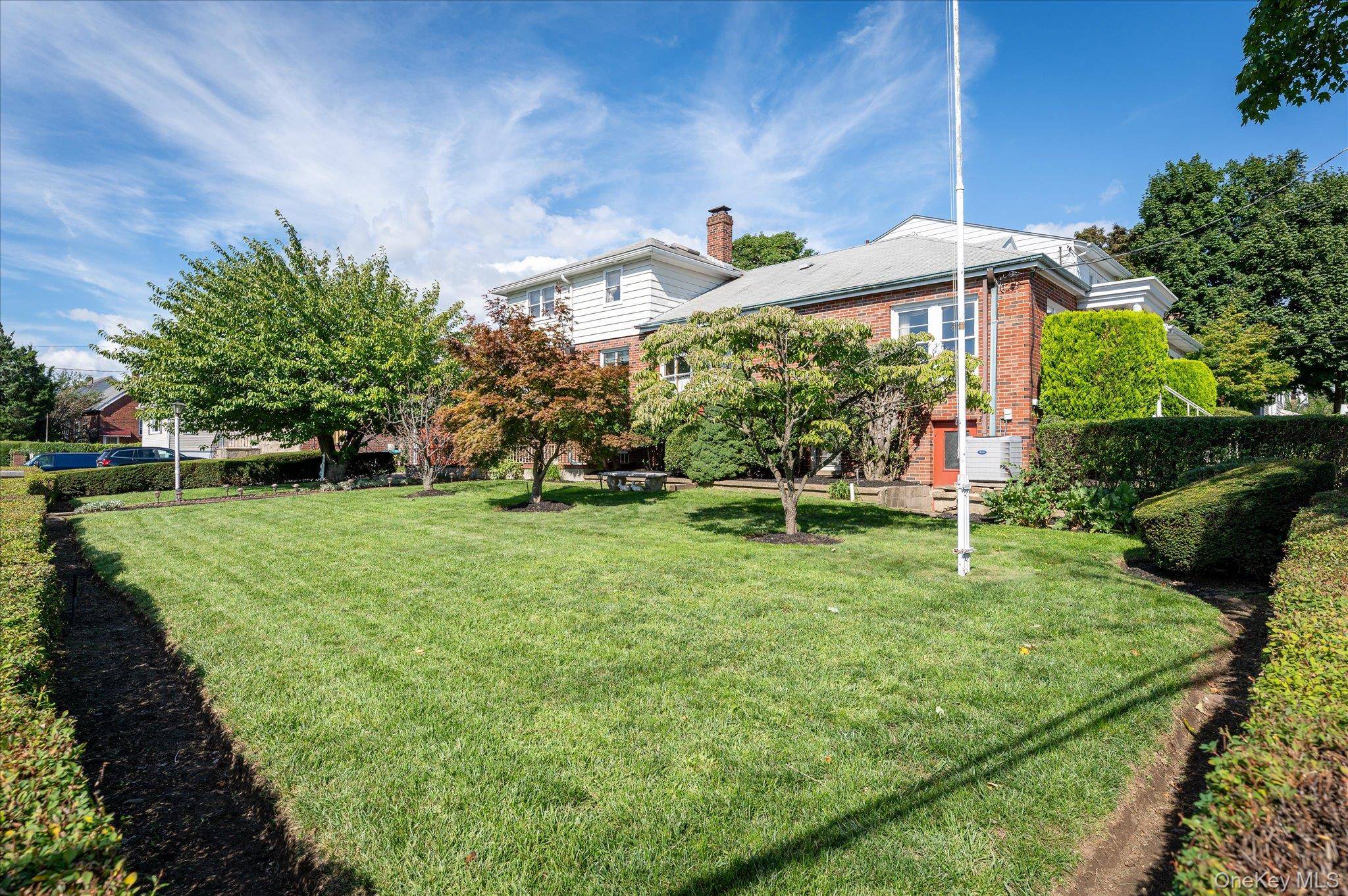 321 Hayward ST, Yonkers, NY 10704
