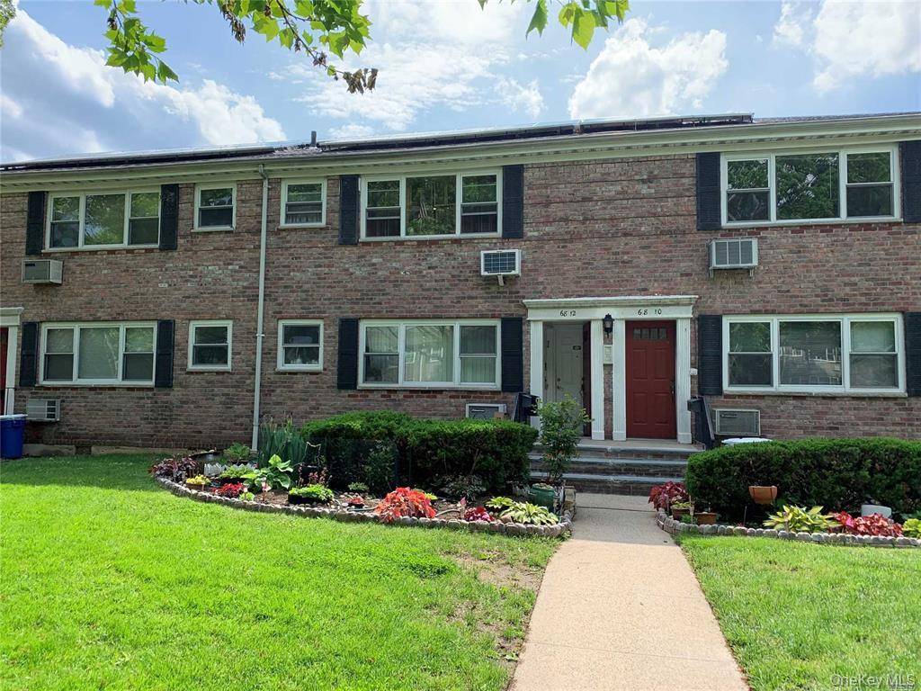 68-15 150 ST #209, Kew Garden Hills, NY 11367