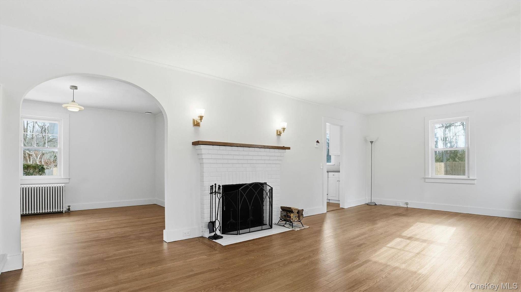 12 Summit BLVD, Westhampton, NY 11977