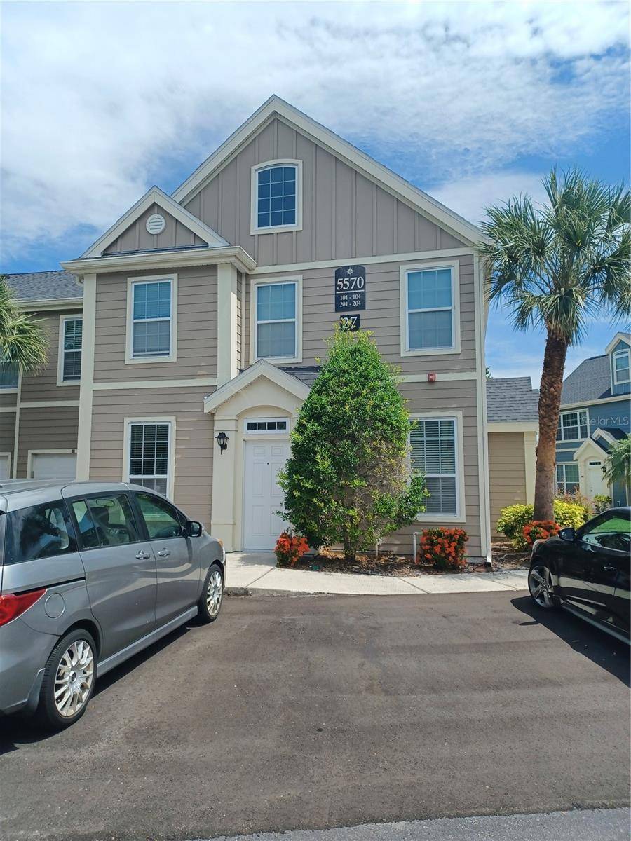 5570 ROSEHILL RD #102, Sarasota, FL 34233