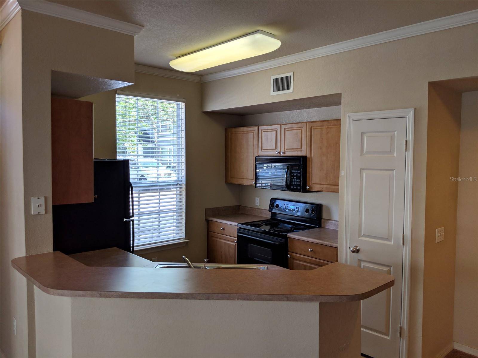 5570 ROSEHILL RD #102, Sarasota, FL 34233