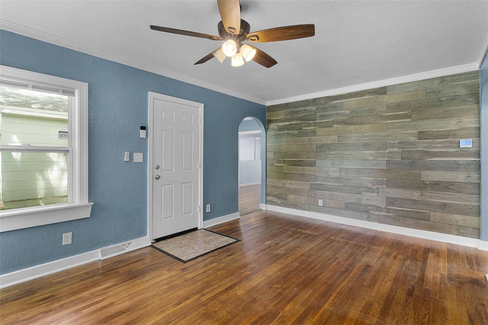 408 S 12TH ST, Leesburg, FL 34748