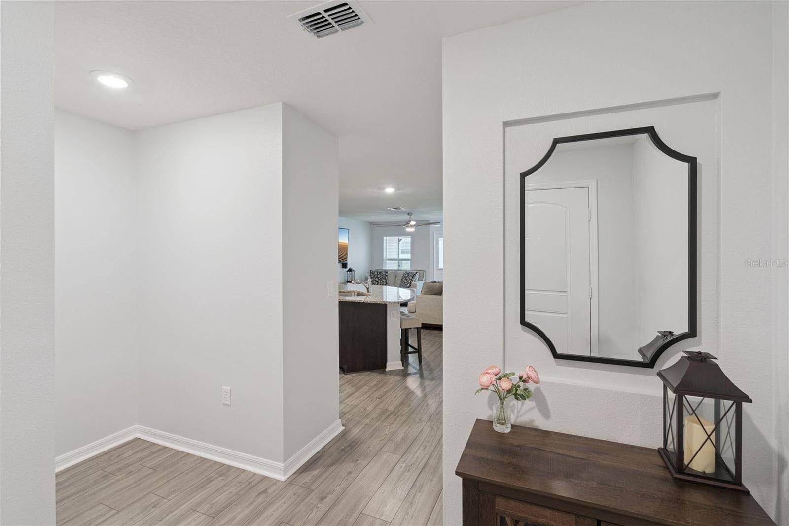 1537 WYNFORD CIR, Tavares, FL 32778