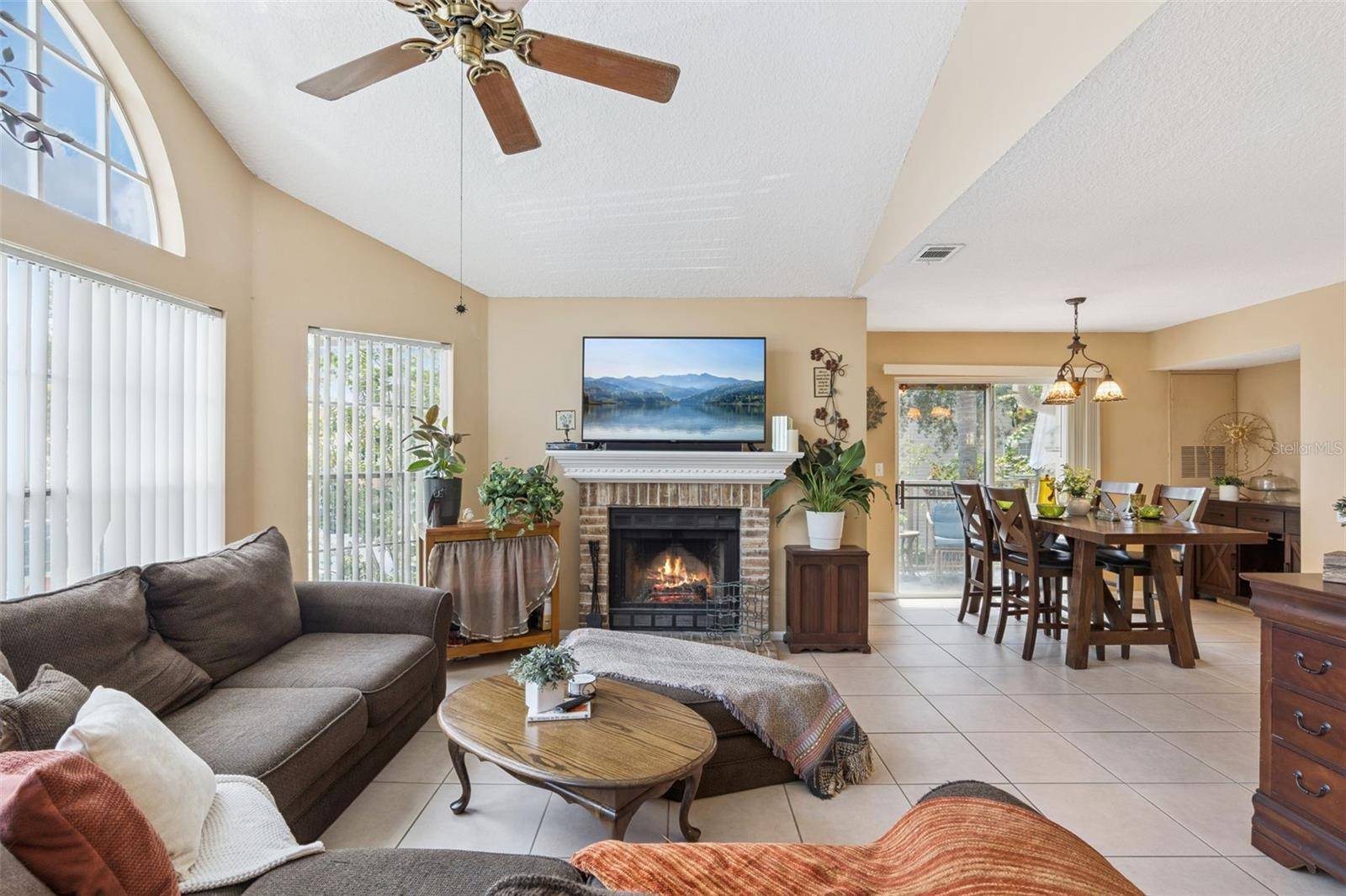 633 GREENCOVE TER #142, Altamonte Springs, FL 32714
