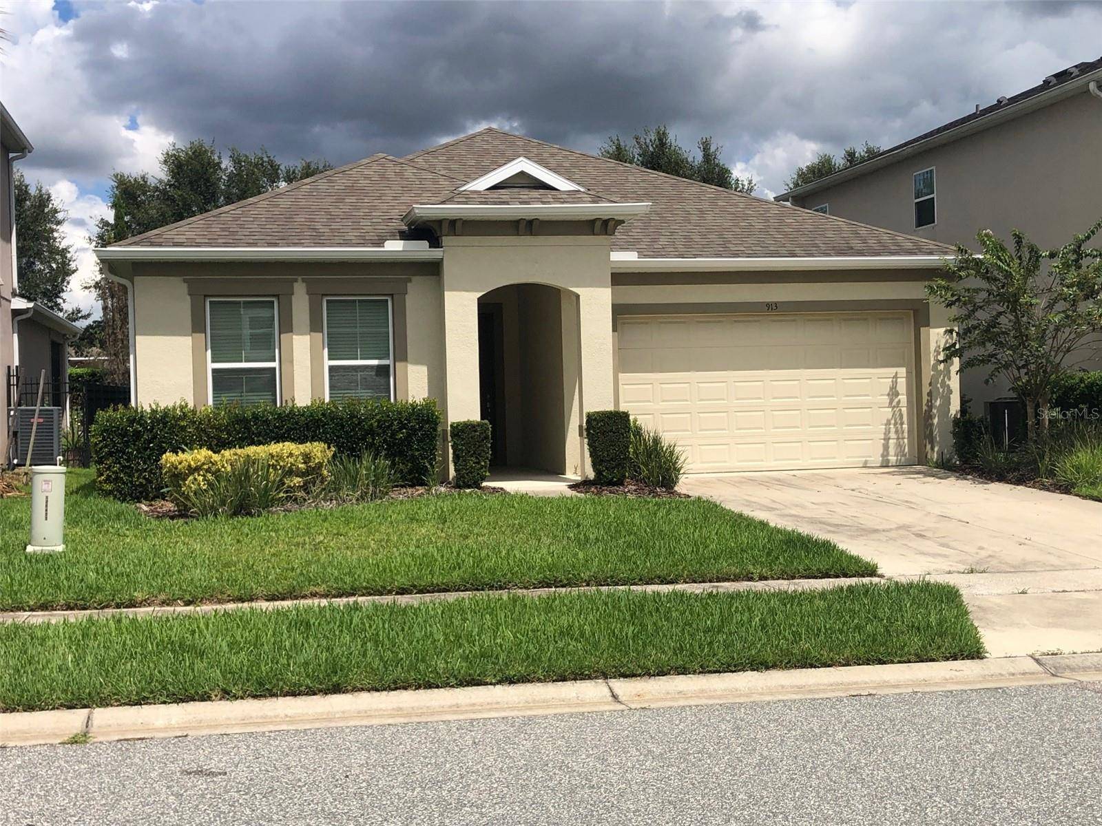 913 BERRY LEAF CT, Apopka, FL 32703
