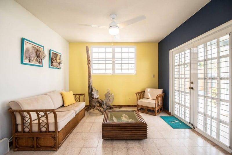Urb La Roca ST. F 109, Fajardo, PR 00738