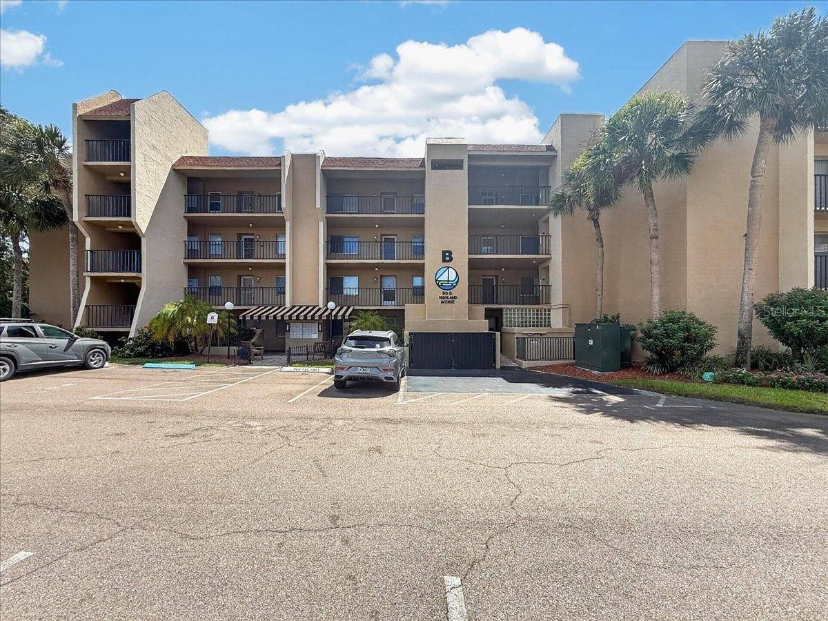 90 S HIGHLAND AVE #317, Tarpon Springs, FL 34689