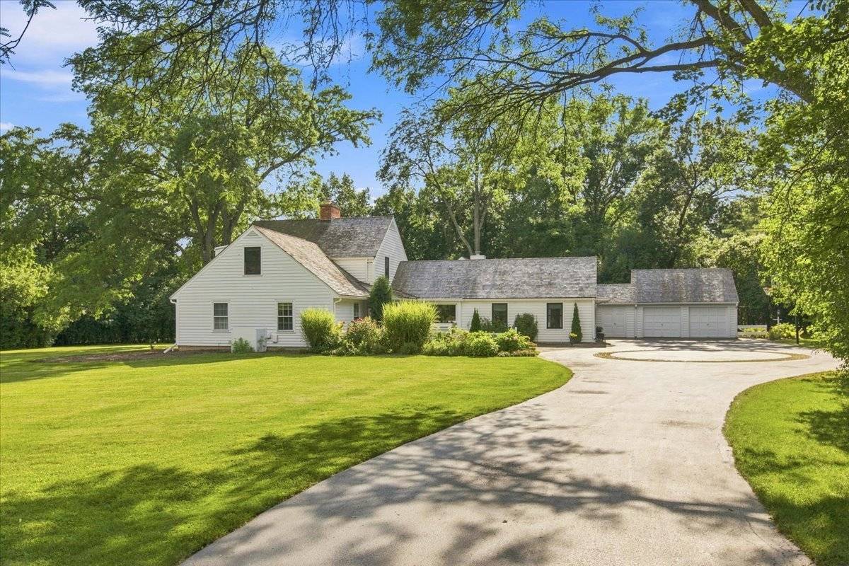 1810 South LN, Northbrook, IL 60062
