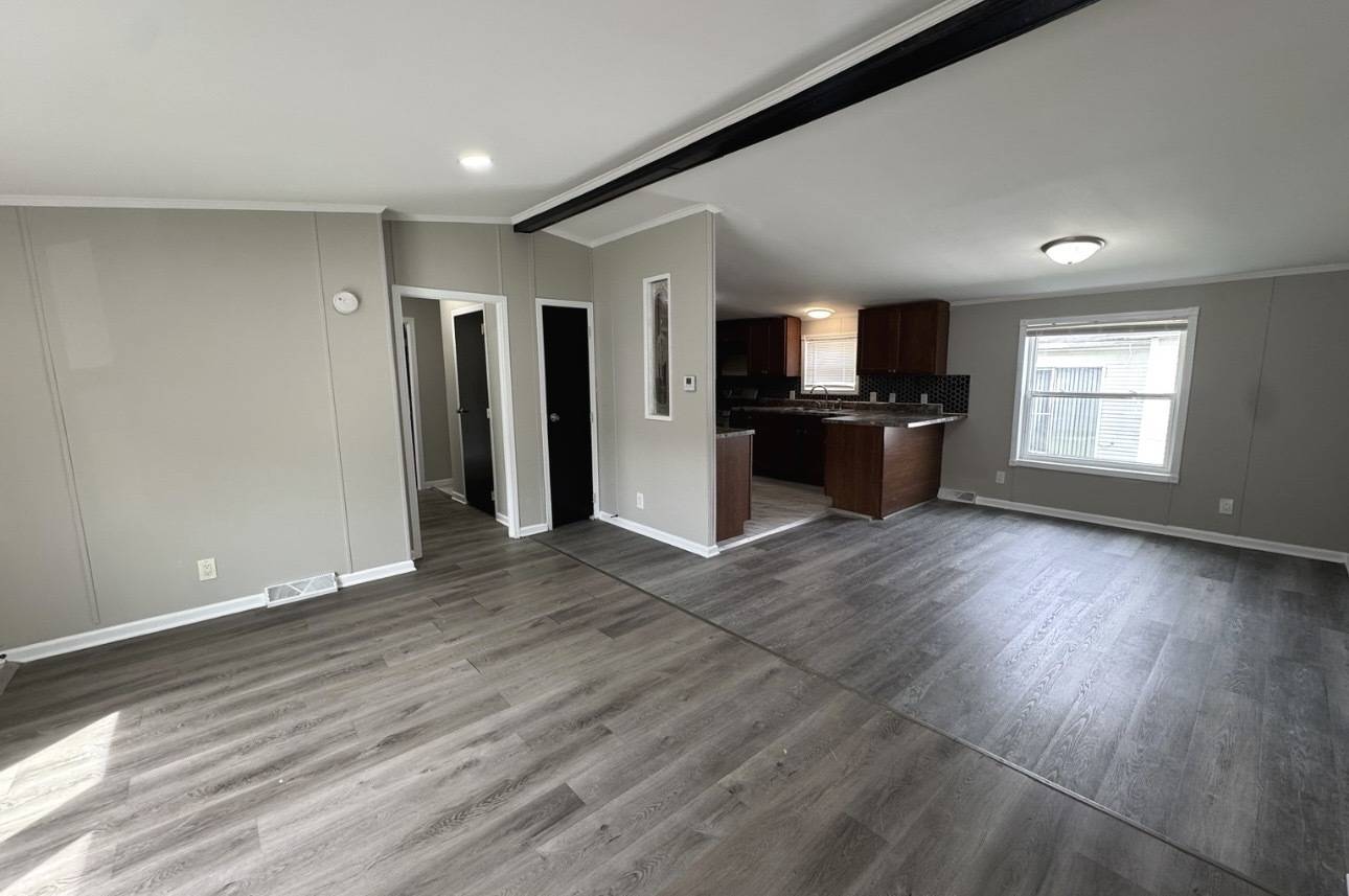 2215 Rush ST, Sauk Village, IL 60411