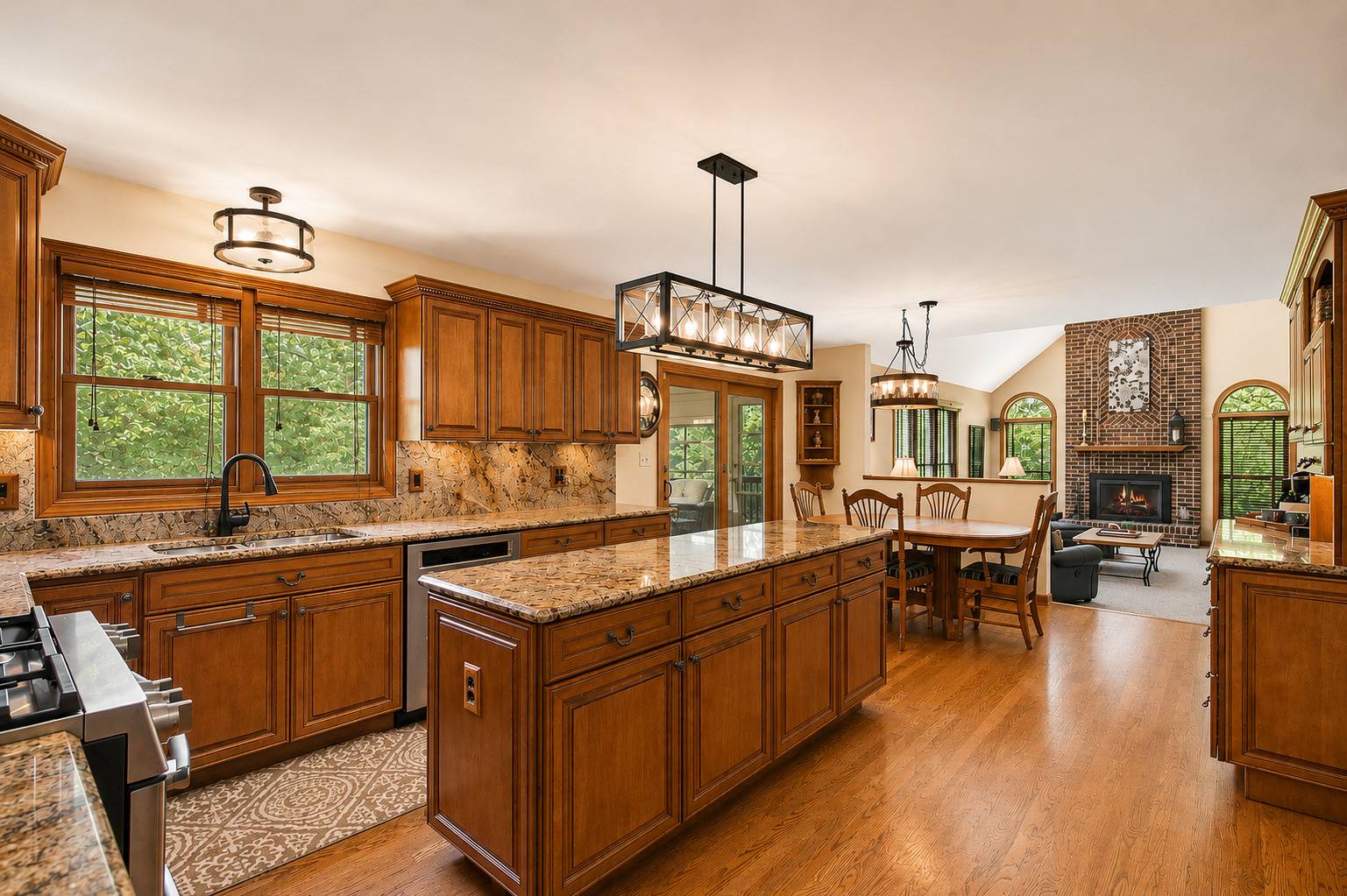 2617 Crystal WAY, Crystal Lake, IL 60012