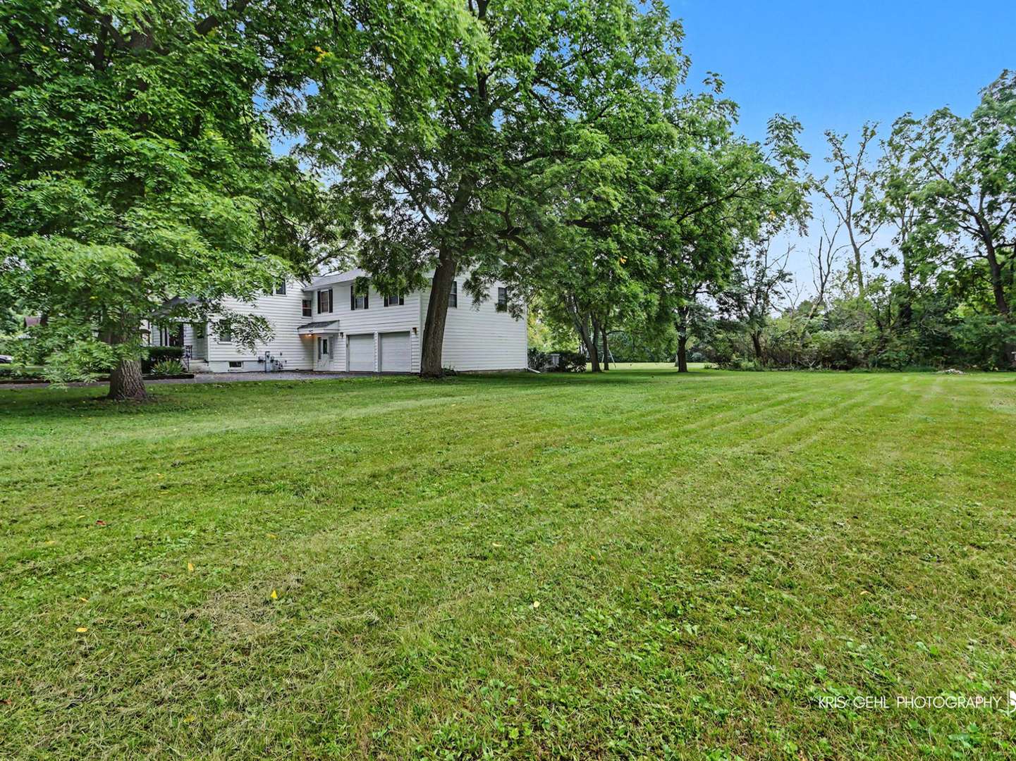 10595 W Woodland AVE, Beach Park, IL 60087