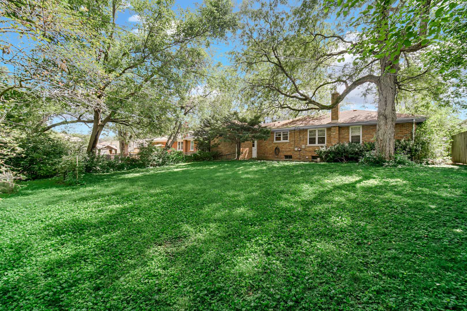 308 Maple ST, Glen Ellyn, IL 60137