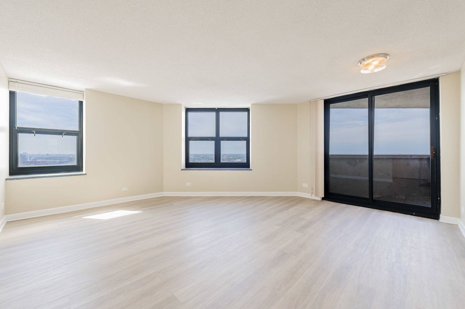 3660 N Lake Shore DR #2312, Chicago, IL 60613