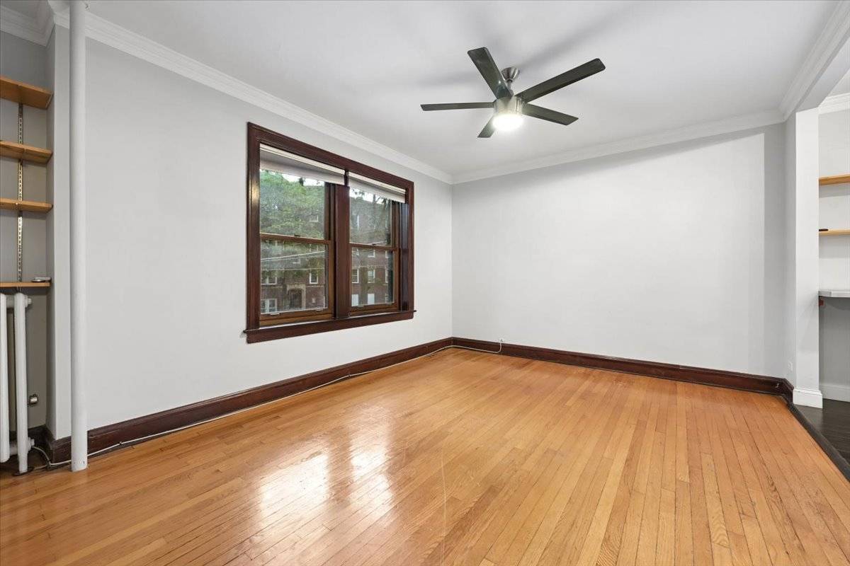 2013 W Farragut AVE #1, Chicago, IL 60625
