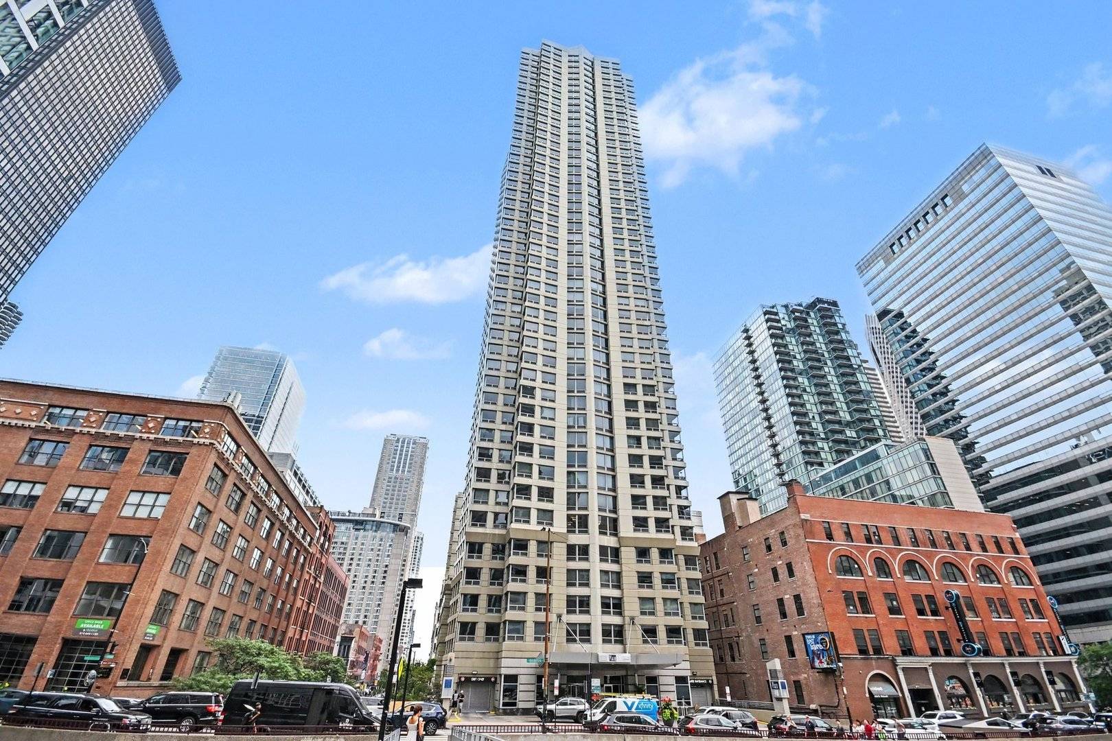 440 N Wabash AVE #3204, Chicago, IL 60611