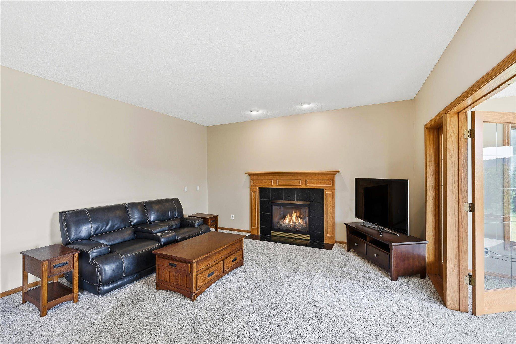 18379 Smith CT NW, Elk River, MN 55330