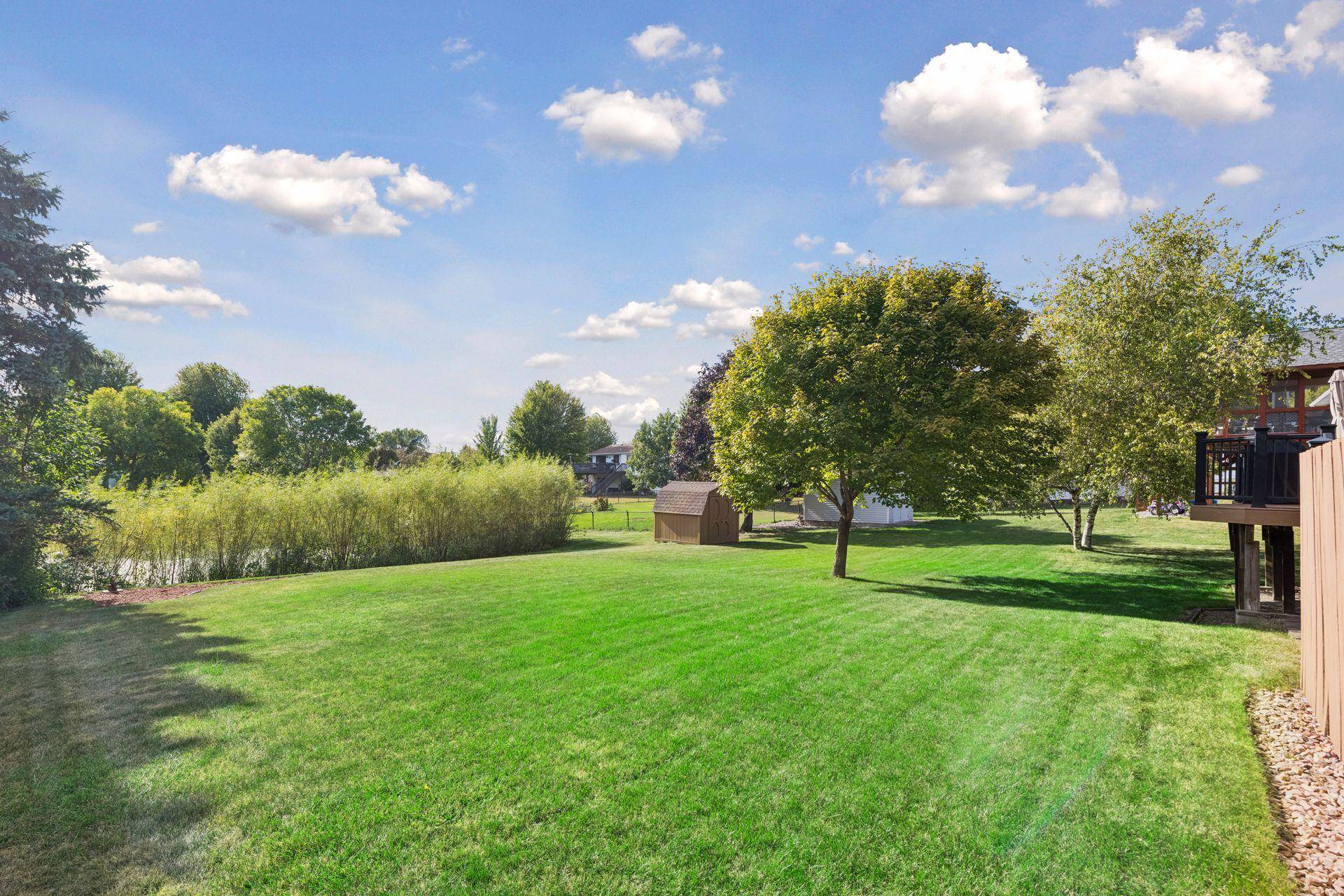 8585 Chanhassen Hills DR S, Chanhassen, MN 55317