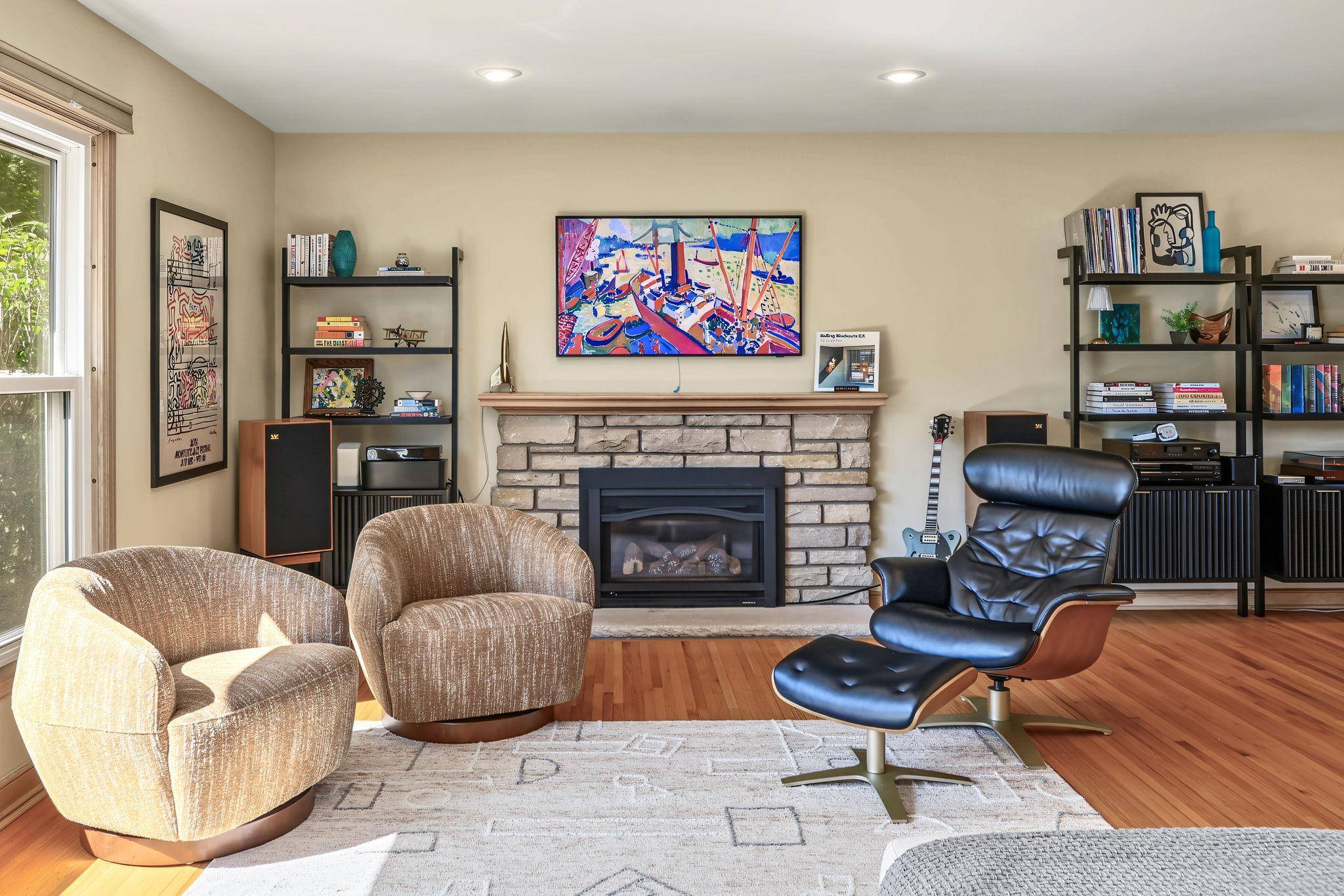 341 Burntside DR, Golden Valley, MN 55422