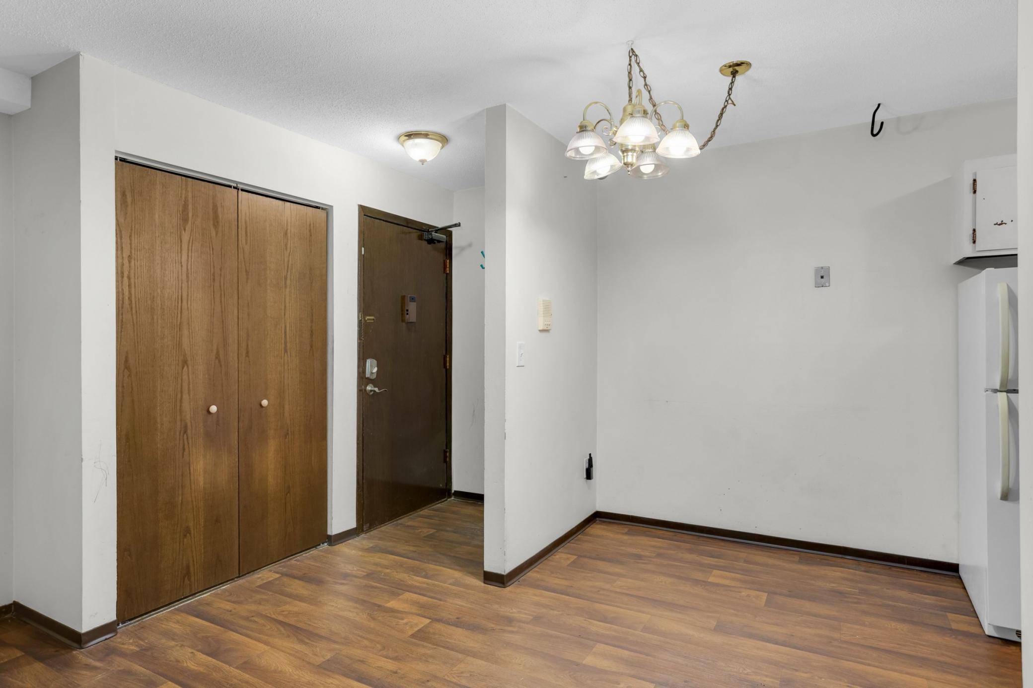 2446 Aldrich AVE S #107, Minneapolis, MN 55405