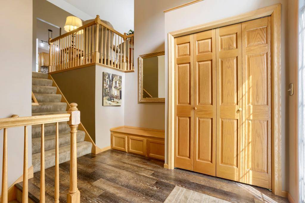 13247 Yorktown LN N, Champlin, MN 55316