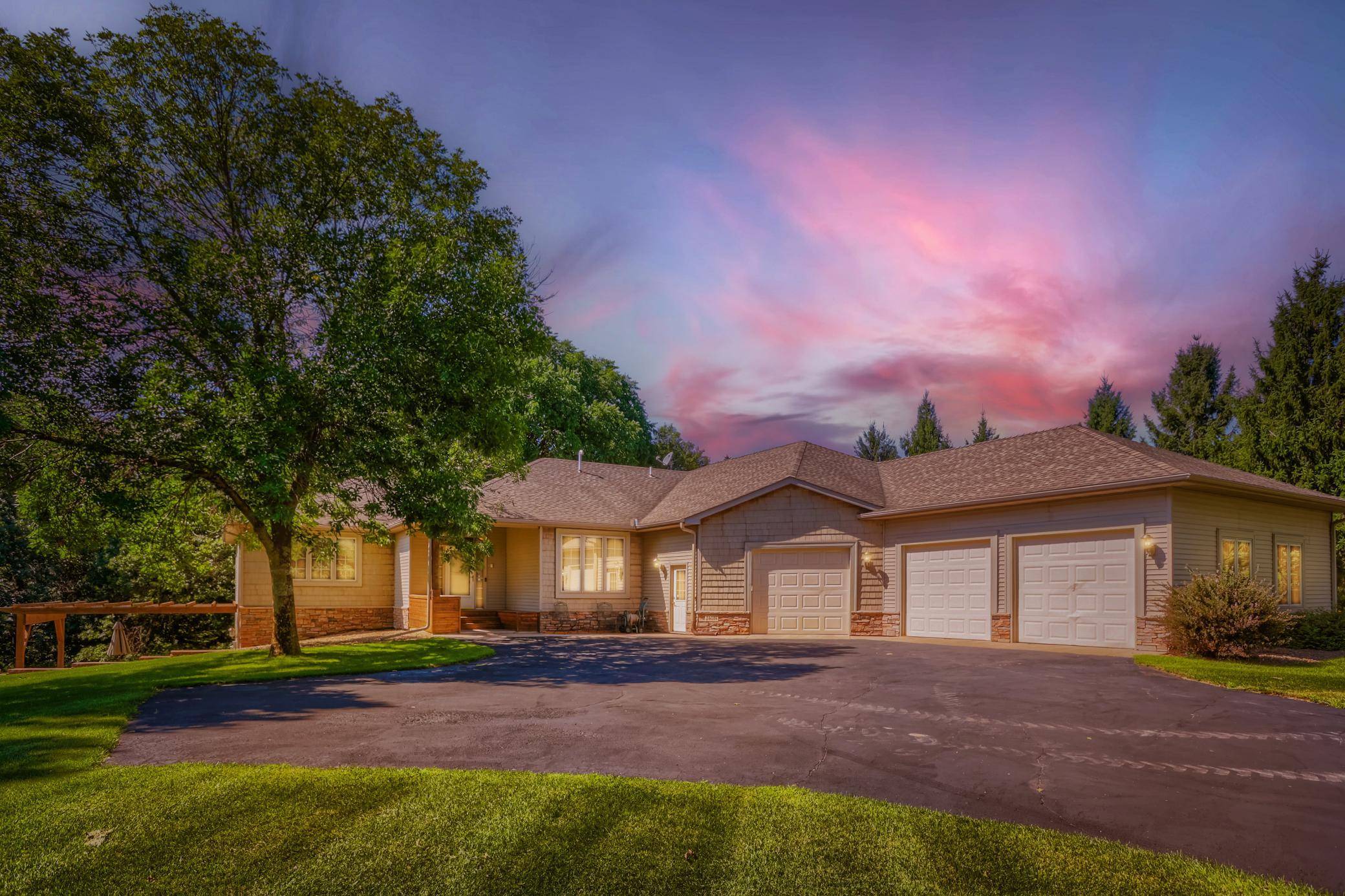 24014 113th ST NW, Zimmerman, MN 55398