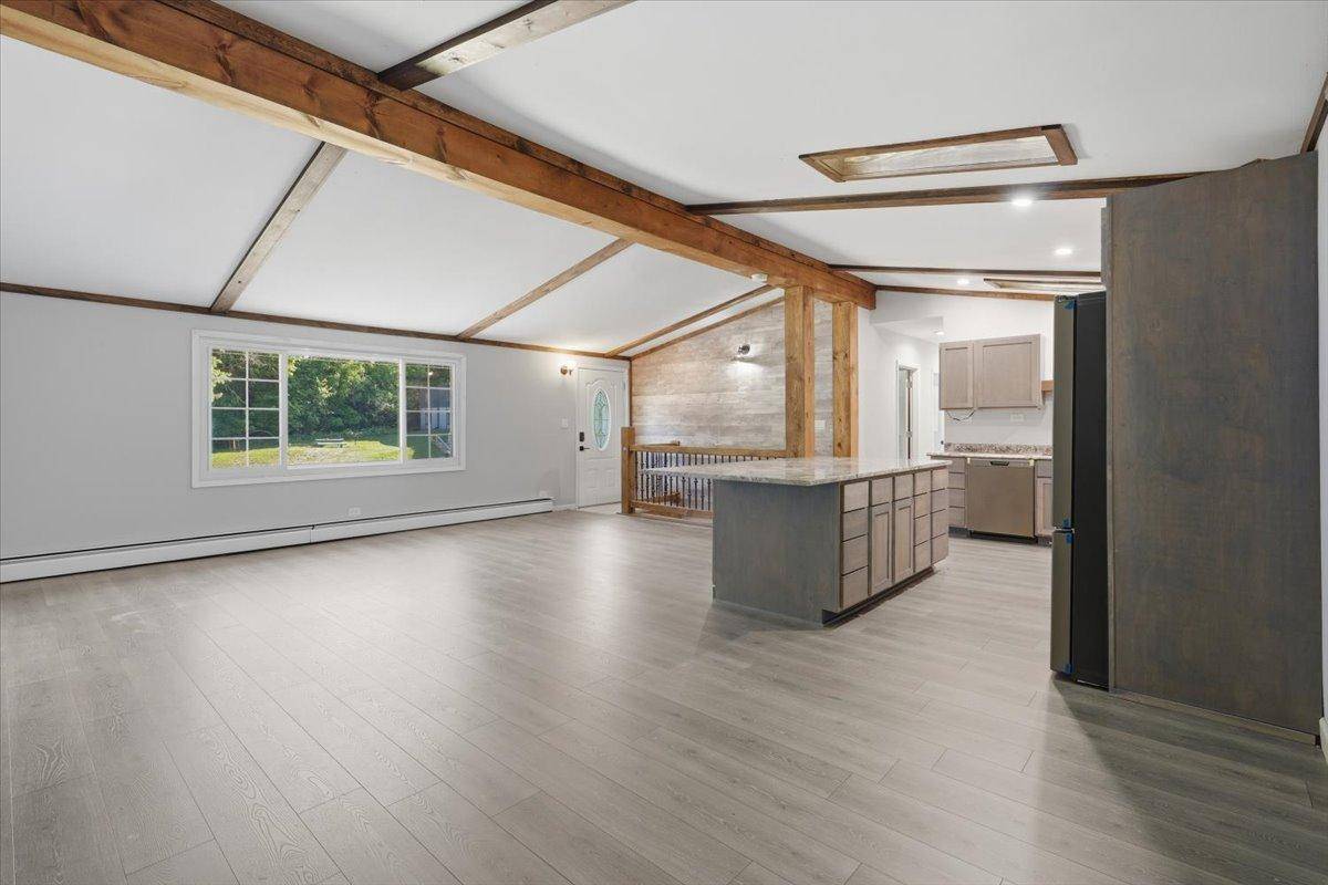 72 Coulee RD, Hudson, WI 54016