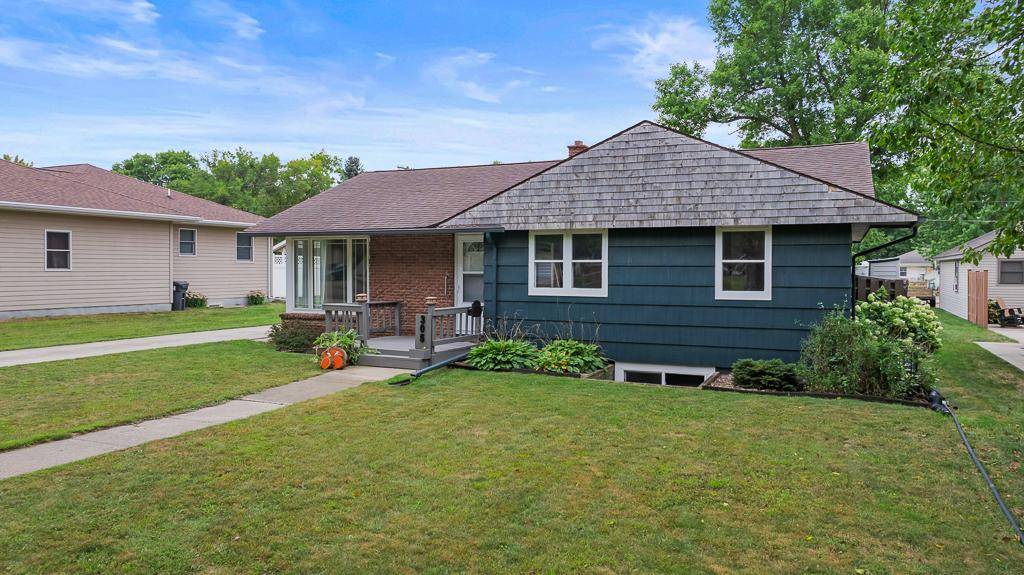 305 E 3rd ST, Minneota, MN 56264